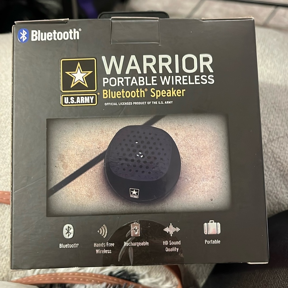 Warrior;portable wireless Bluetooth speaker;US Army, rechargeable;highsound qual